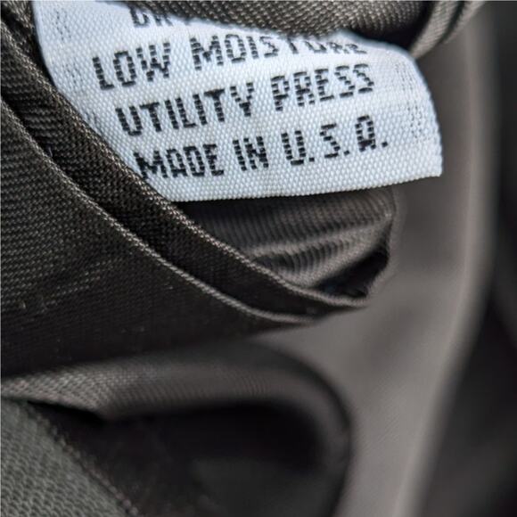 Kenneth Cole New York 42R 36x28 Suit Olive Green Men 2 Button Wool Blend USA - Picture 6 of 7